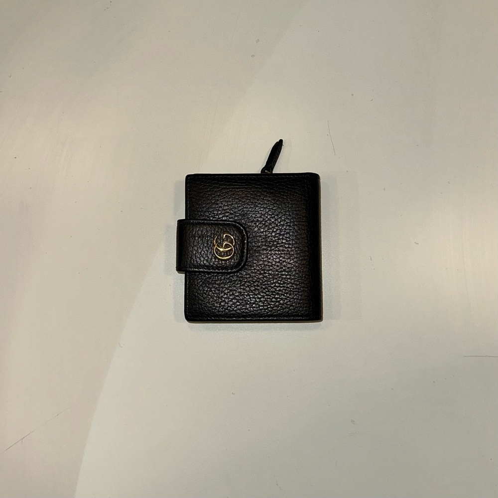 Gucci Double GG French Flap  Leather Wallet Minimalist Design